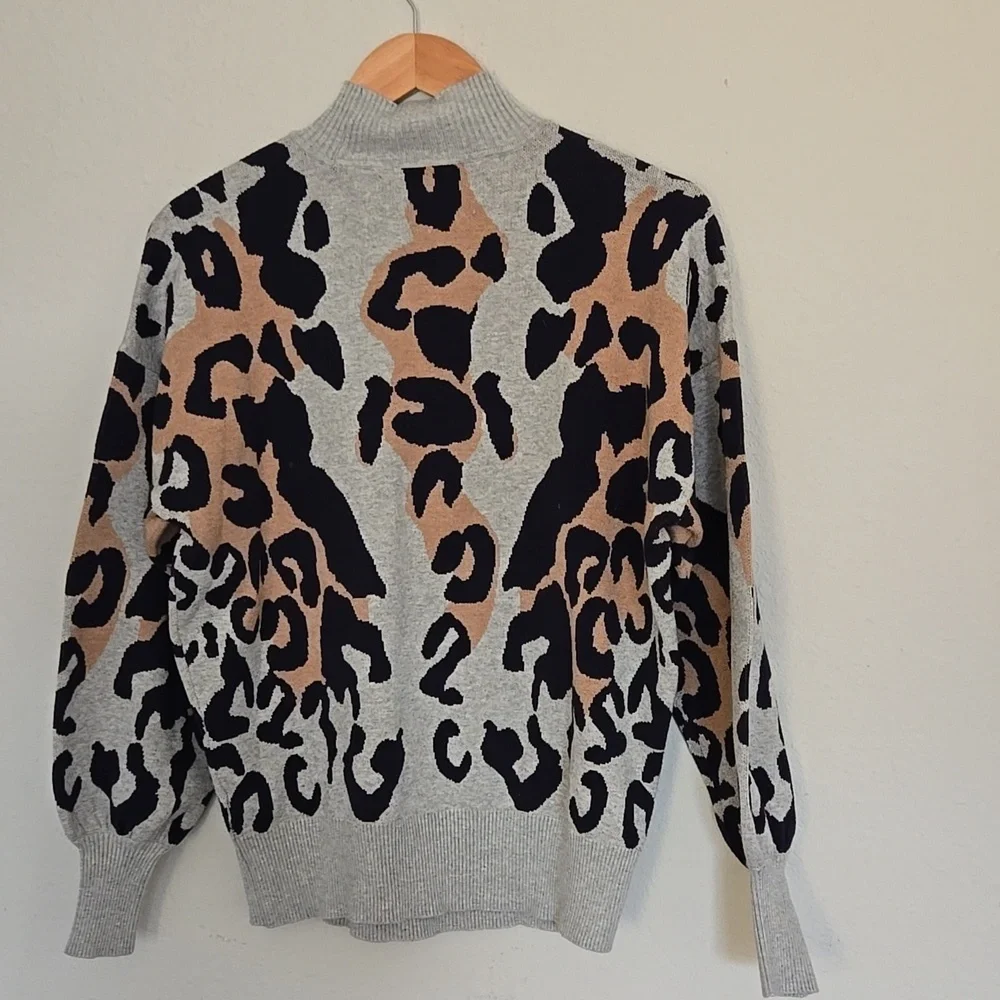 Ted Baker elegant leopard